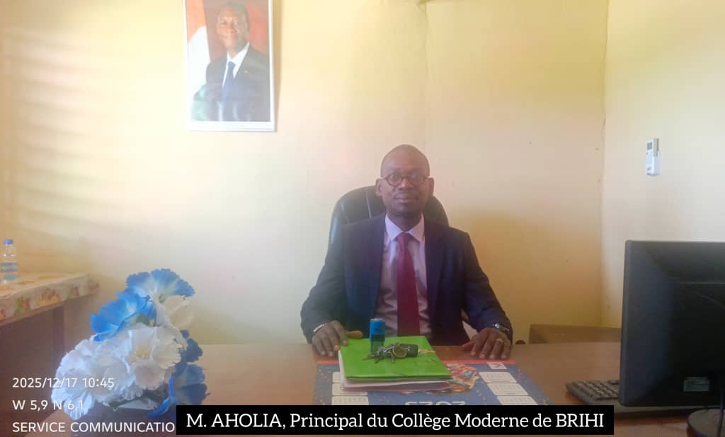 M. AHOLIA PARFAIT RICHARD ANOMBROU, Nouveau Principal du Collège Moderne de BRIHI