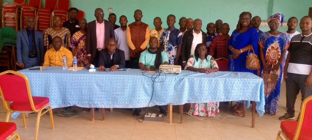 RENFORCEMENT DES CAPACITES DES DIRECTEURS DES ÉTUDES A GAGNOA POUR UNE MEILLEURE PRESENCE DES ENSEIGNANTS AU POSTE DE TRAVAIL